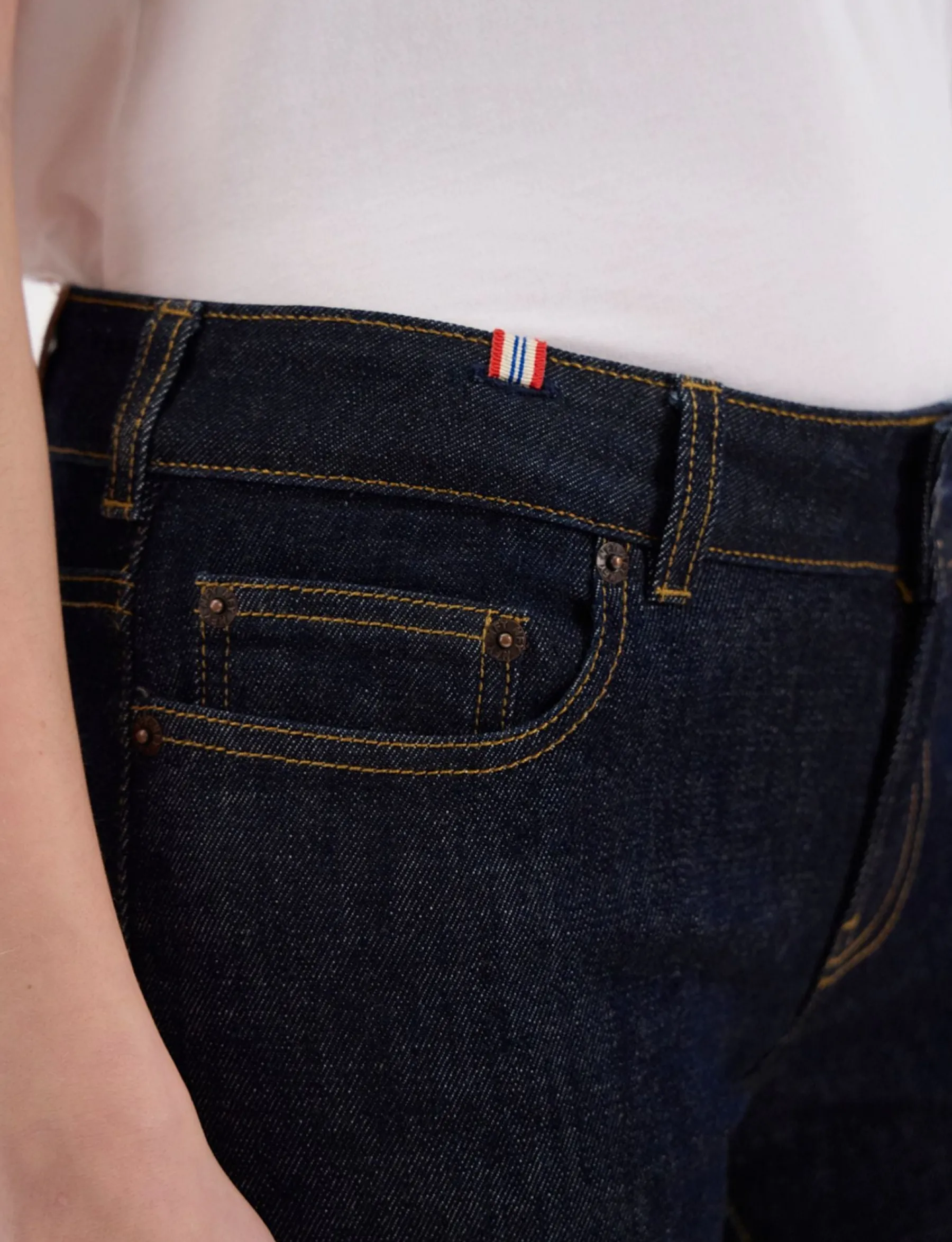 New Ines de la Fressange Paris Anemone jeans in navy blue cotton x Notify