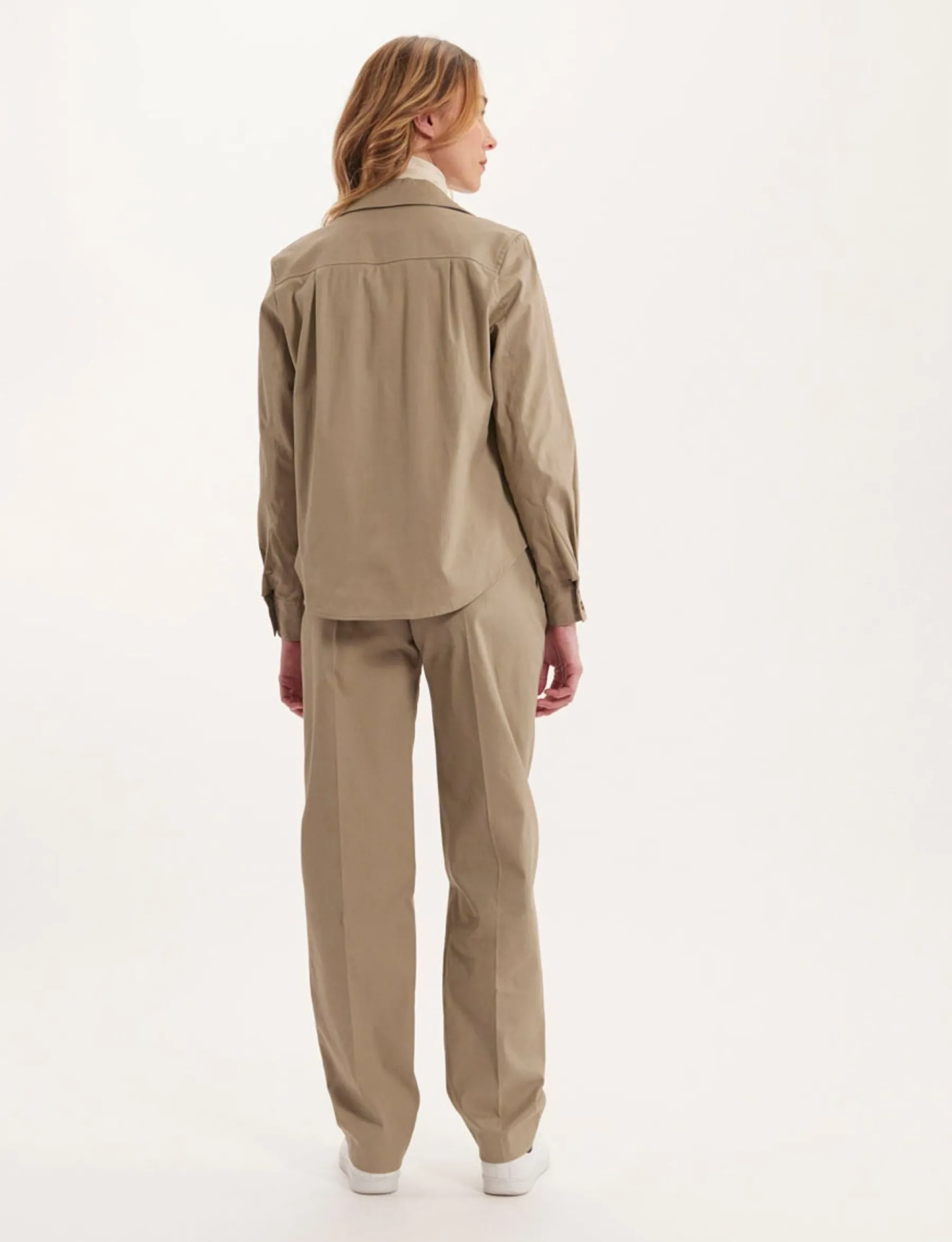 Fashion Ines de la Fressange Paris Evana beige shirt