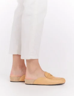 Hot Ines de la Fressange Paris Flavie natural leather moccasin mule