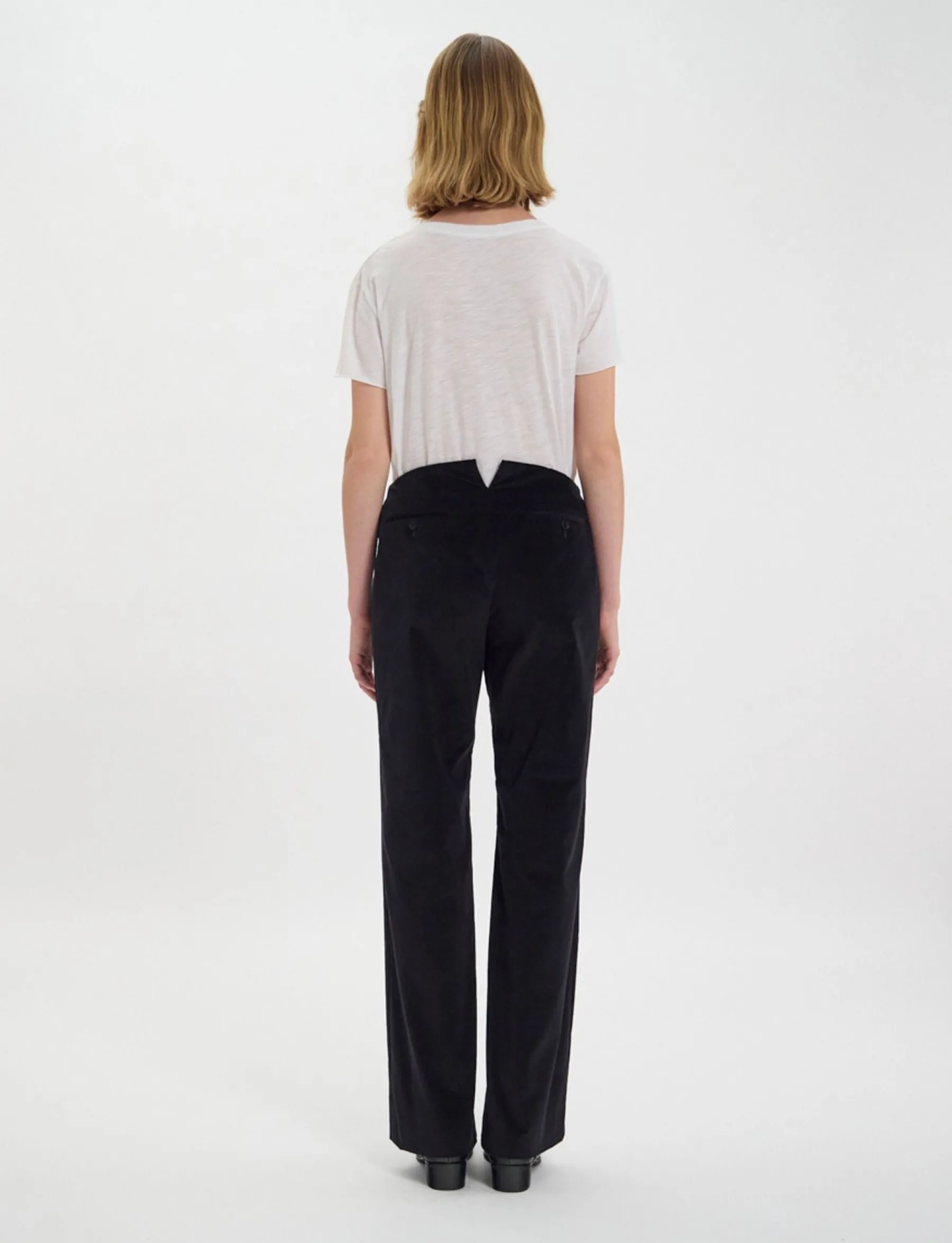 Fashion Ines de la Fressange Paris Gabriel trousers in smooth black velvet