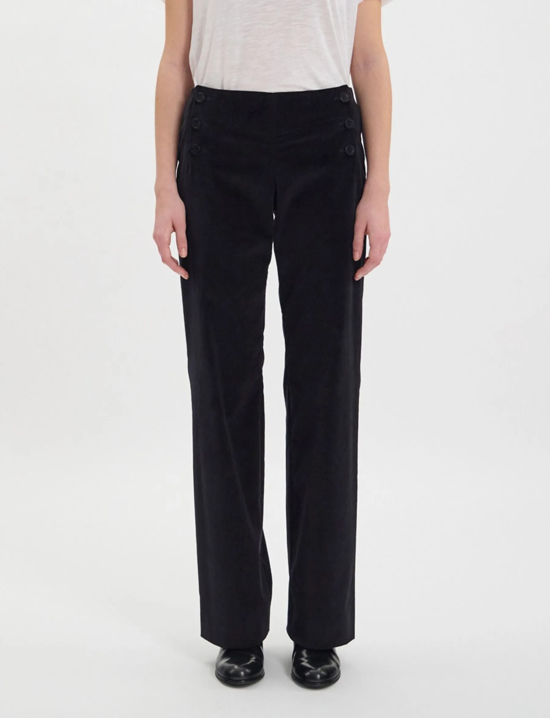 Fashion Ines de la Fressange Paris Gabriel trousers in smooth black velvet