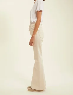 Shop Ines de la Fressange Paris Jane ecru jeans x Notify