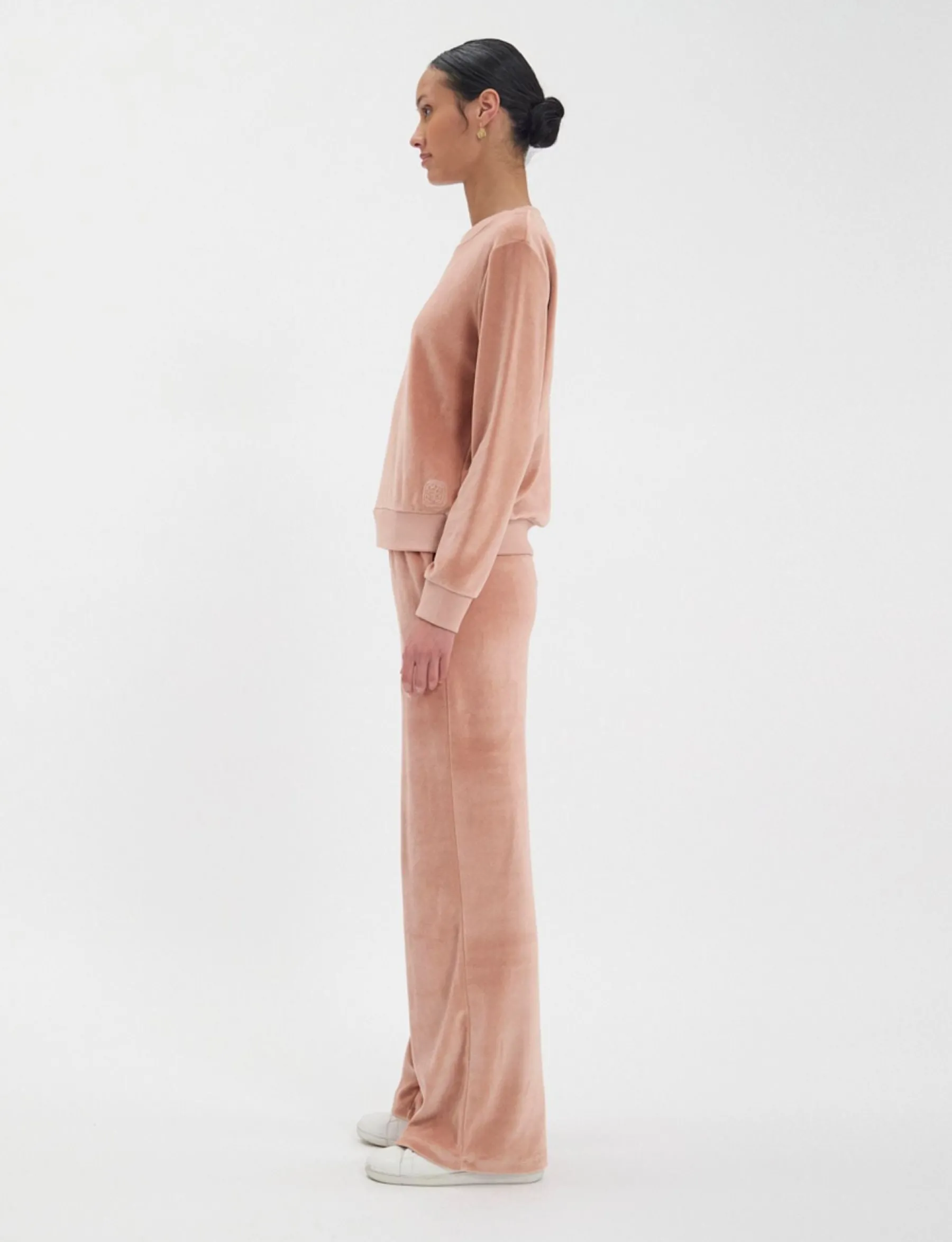 New Ines de la Fressange Paris Mathilde sweater in smooth powder pink velvet