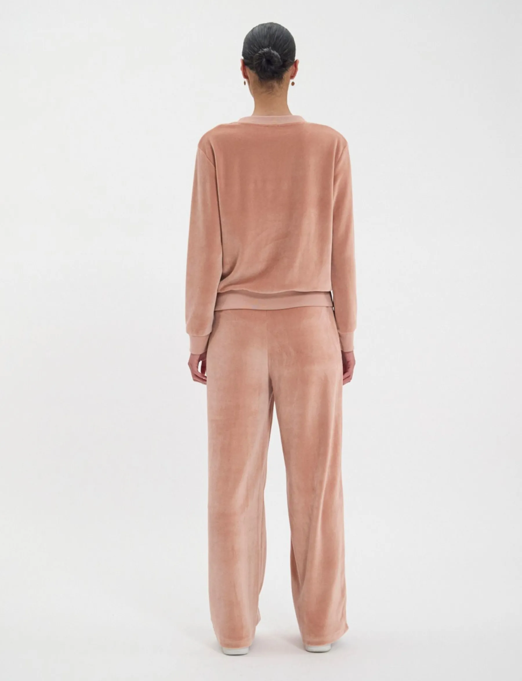 New Ines de la Fressange Paris Mathilde sweater in smooth powder pink velvet