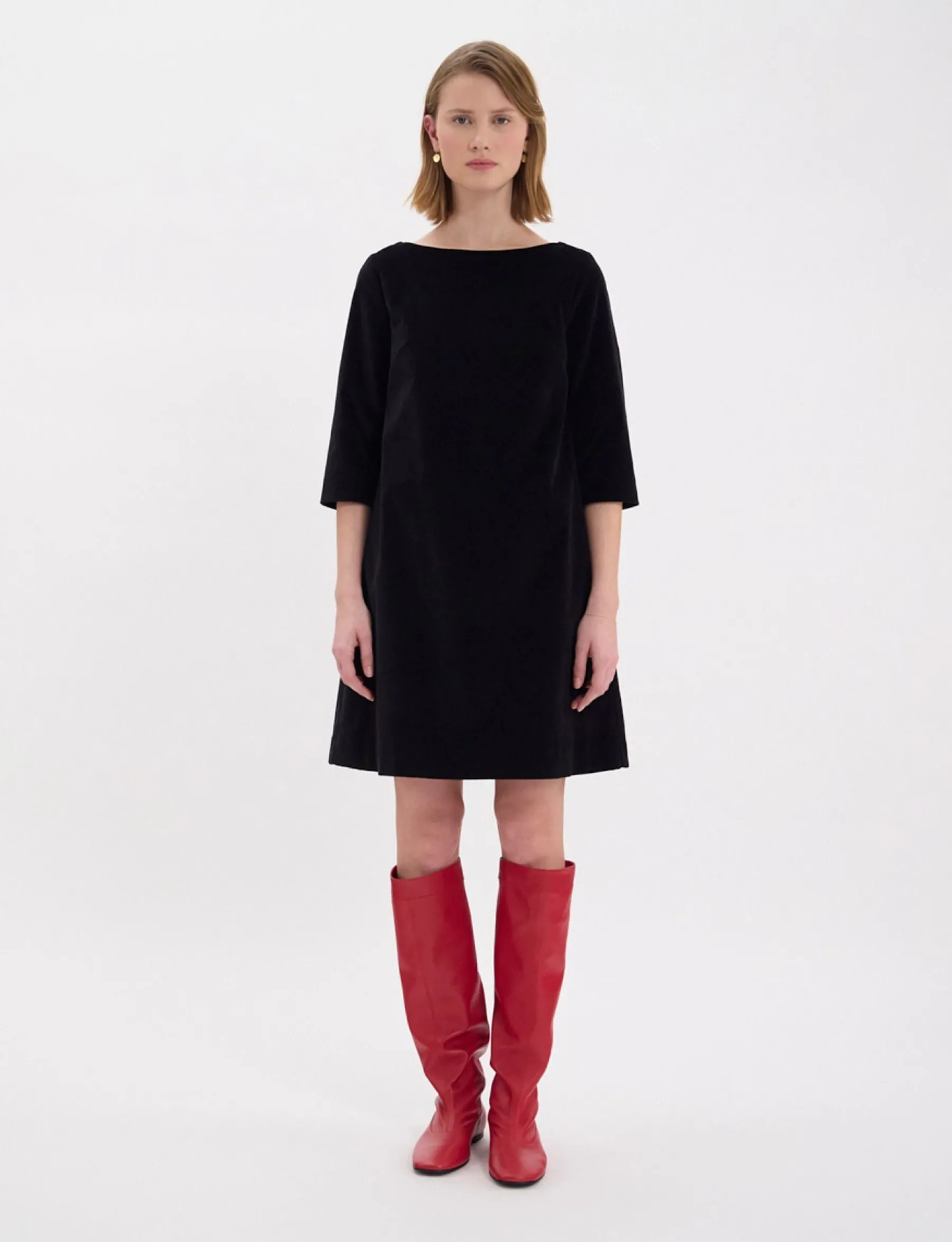 Discount Ines de la Fressange Paris Megan dress in smooth black velvet