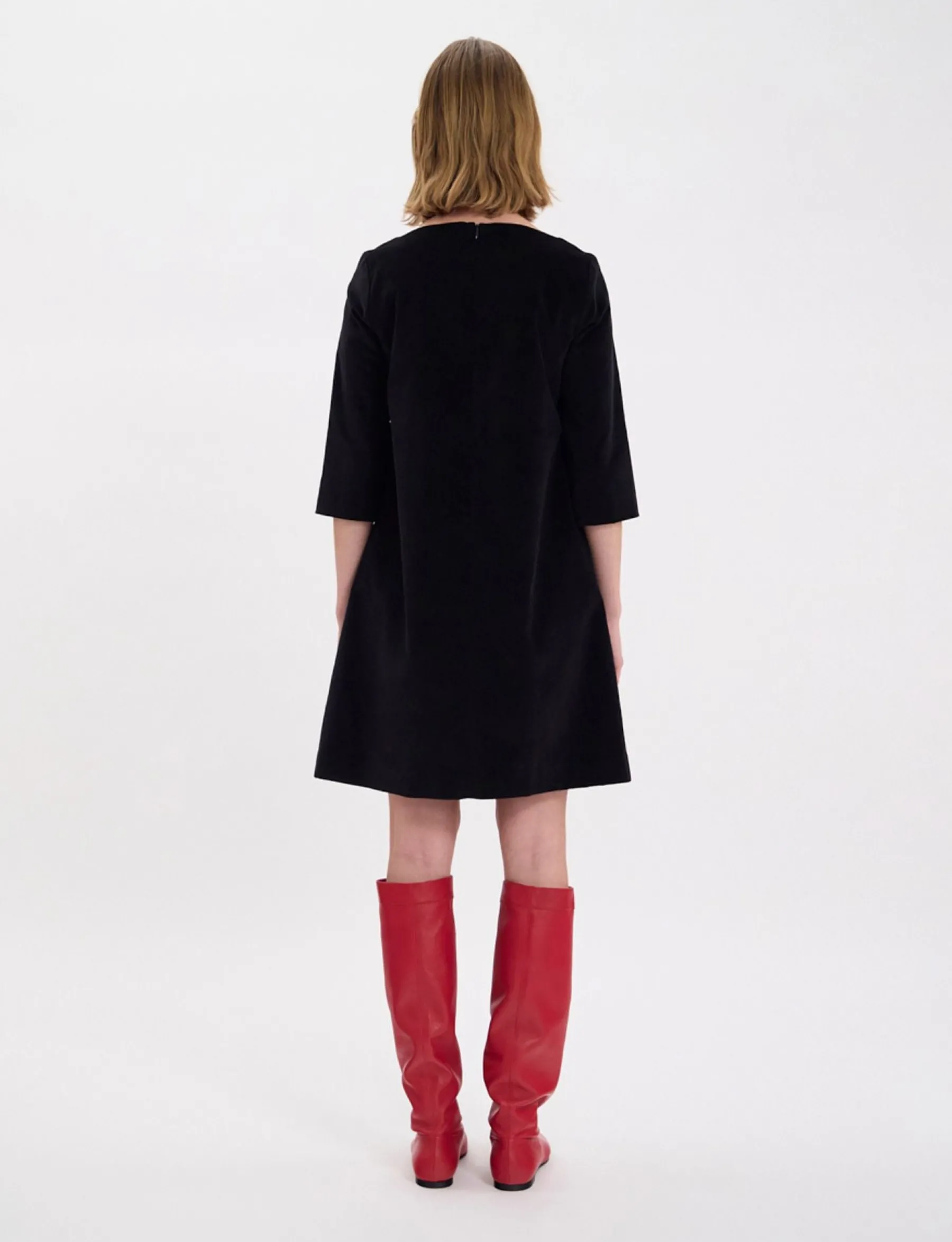 Discount Ines de la Fressange Paris Megan dress in smooth black velvet